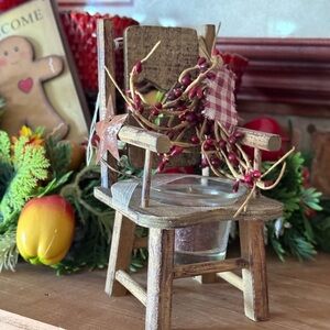 1994 Rustic Wooden Holiday Tealight Chair with Red Berry Garland